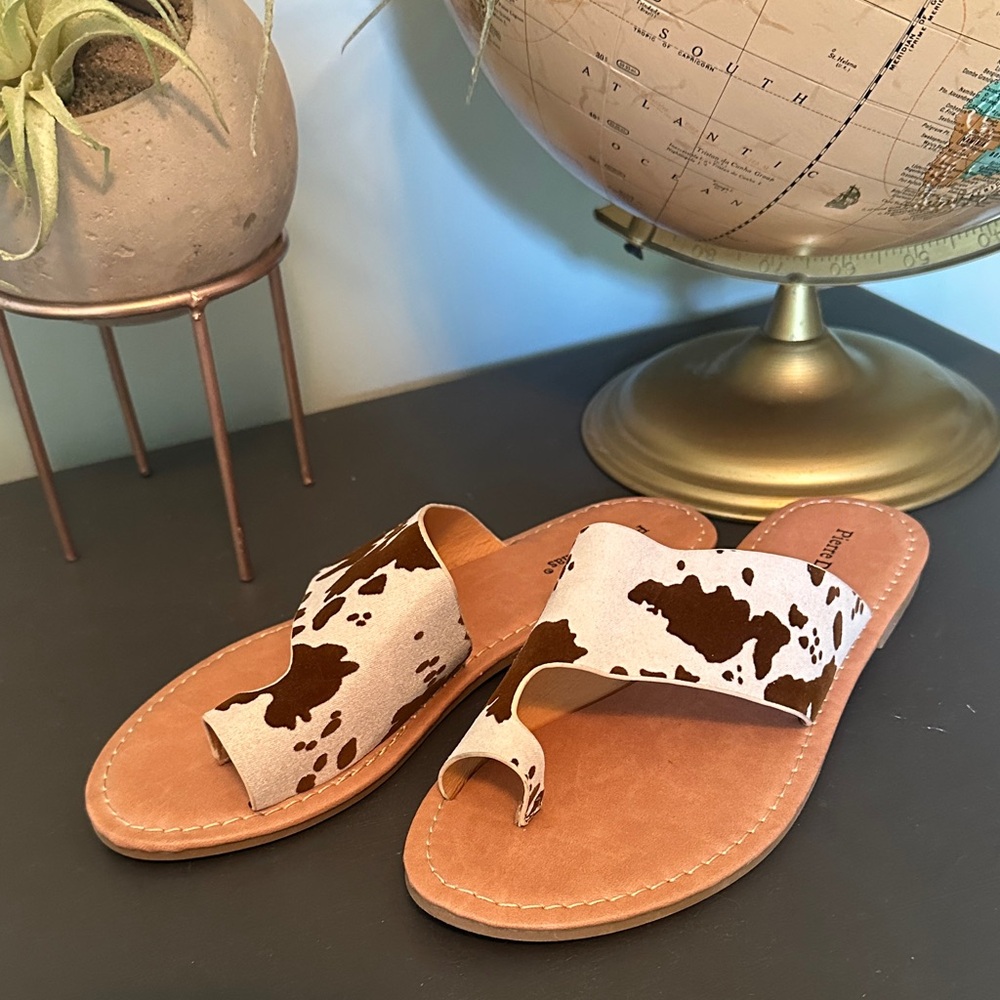 Pierre Dumas Brown and Cream Cow Print Sandals